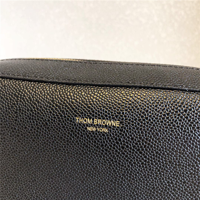 Thom Browne  톰브라운 파우치백 TB18080