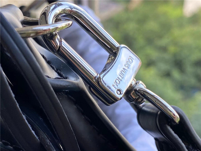 Louis Vuitton 루이비통 알마 PM 에피 M57540