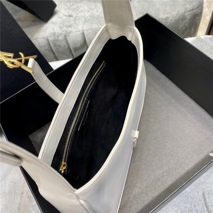 Saint Laurent 생로랑 스몰 호보백 Y657228
