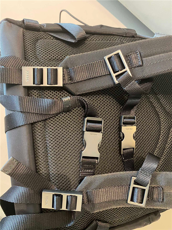 PRADA 프라다 리나일론 백팩 2VZ079