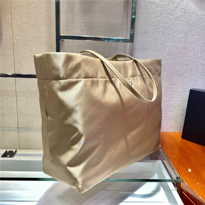PRADA  프라다 나일론 쇼핑백 1BG107
