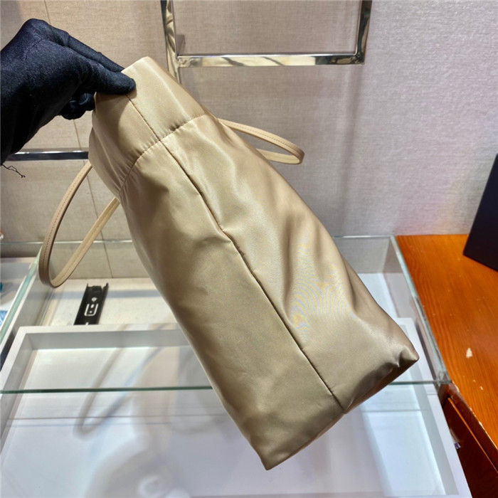 PRADA  프라다 나일론 쇼핑백 1BG107