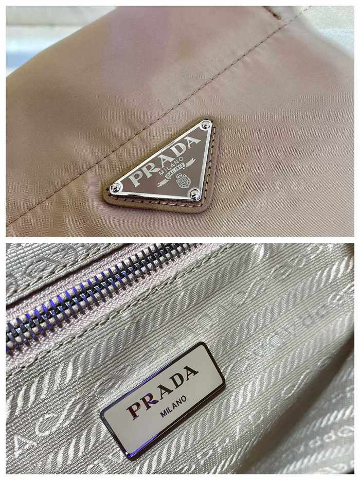 PRADA  프라다 나일론 쇼핑백 1BG107