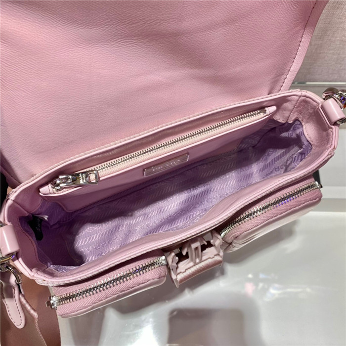 PRADA 프라다 래더 브러시드 메신저백 1BD295