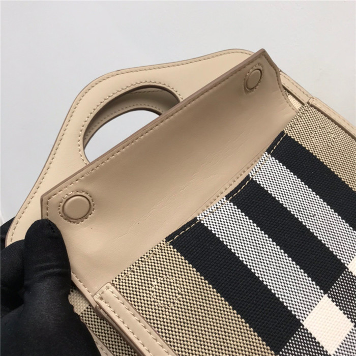 Burberry 버버리 포켓백 B32101