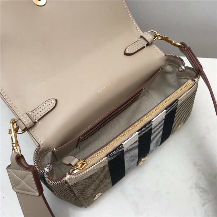 Burberry 버버리 미니 크로스백 B30061