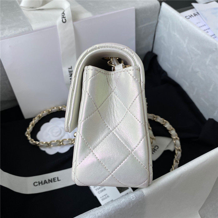 CHANEL 샤넬 클래식 플랩백 20CM A01116