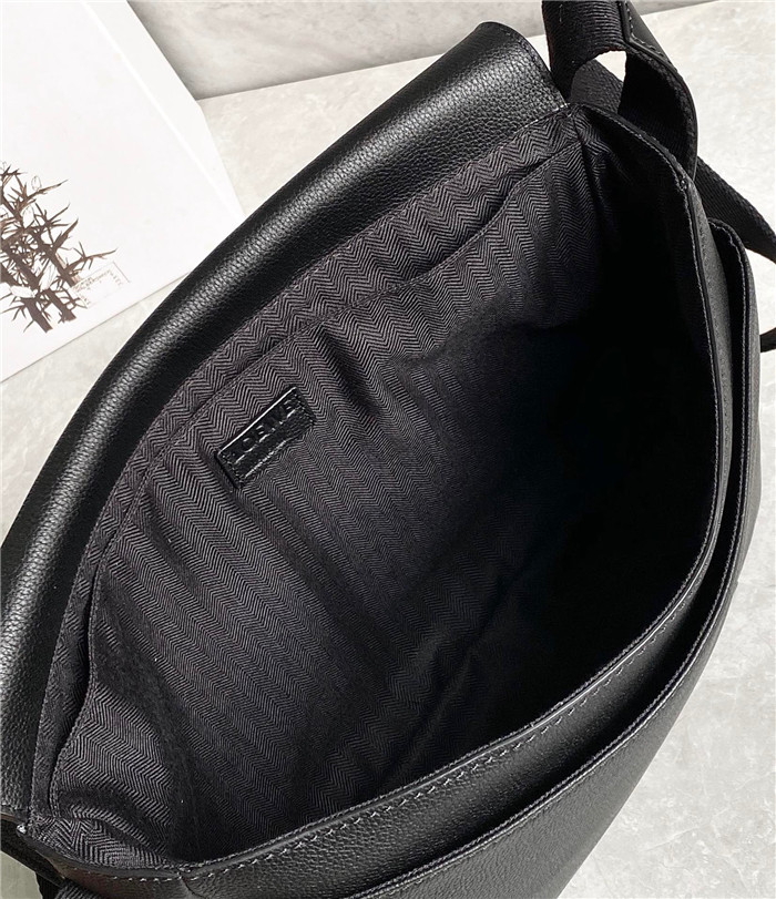 Loewe 로에베 남성용 메신져백 L691010