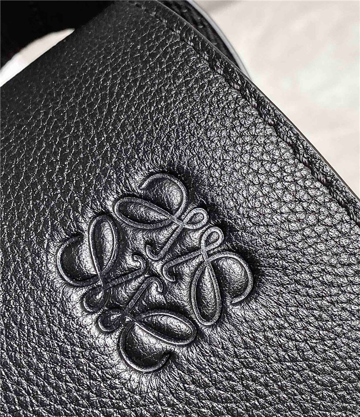 Loewe 로에베 남성용 메신져백 L691010