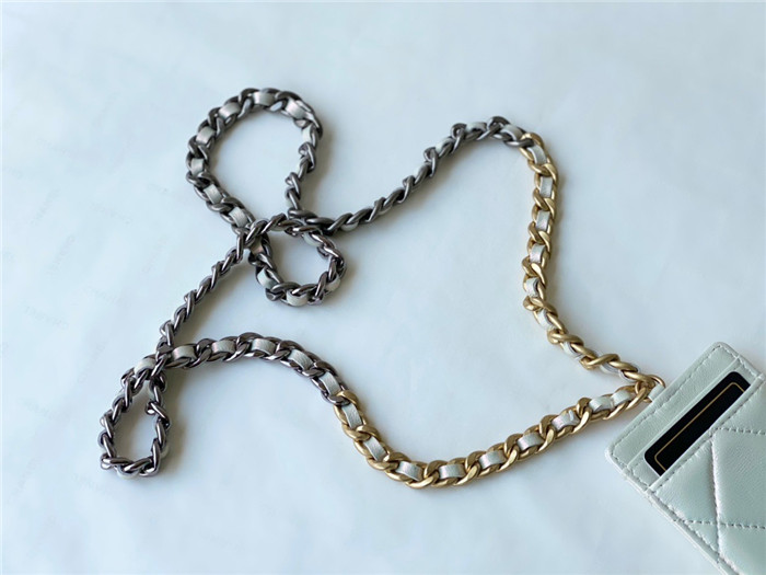 CHANEL 샤넬 19 체인 카드목걸이 AS3120