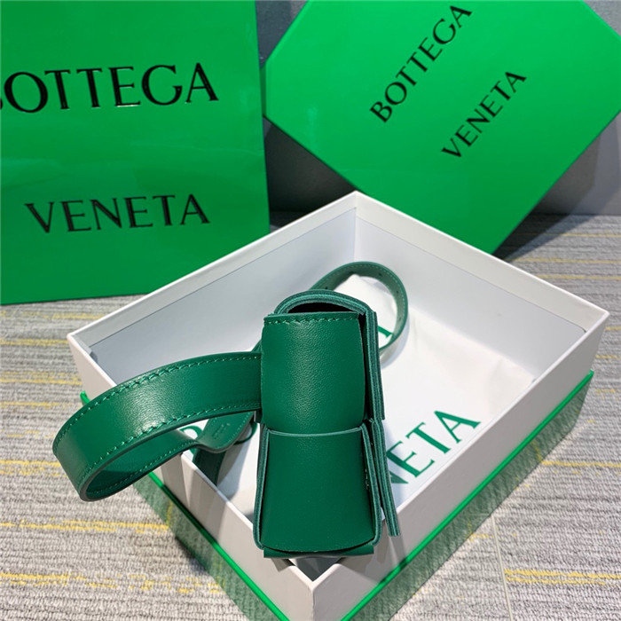 BOTTEGA VENETA 보테가 베네타 힙색 B90770