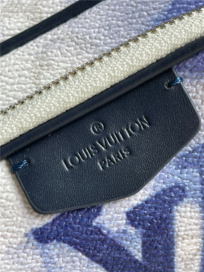 LOUIS VUITTON 루이비통 아웃도어 파우치 크로스백 M45763