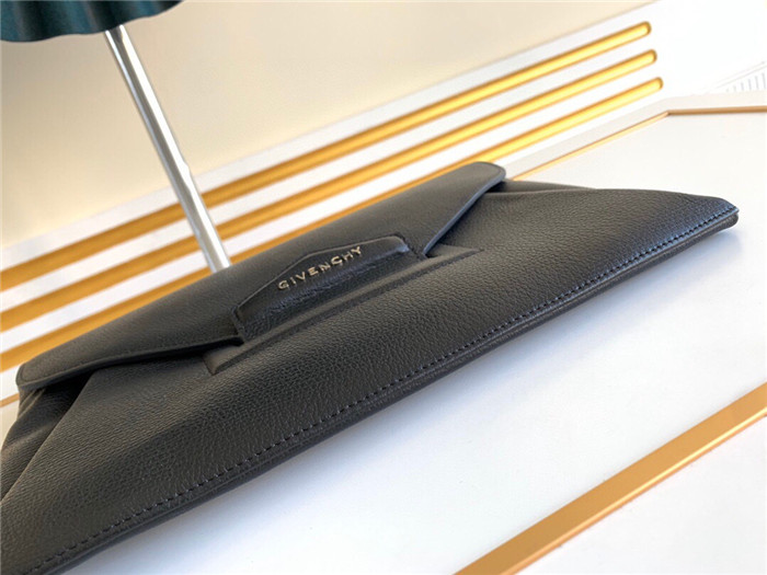 Givenchy 지방시 안티고나 클러치 G33800
