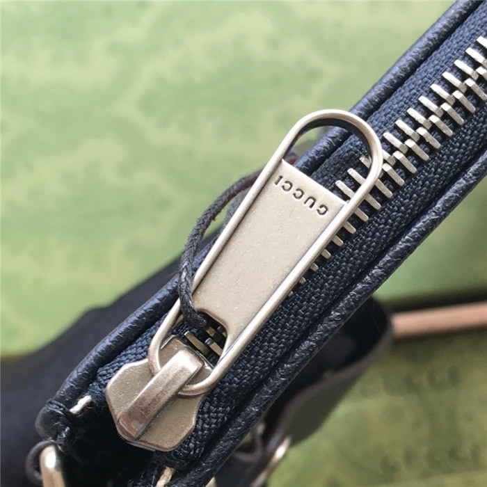 Gucci  구찌 GG 멀티컬러 파우치 657581