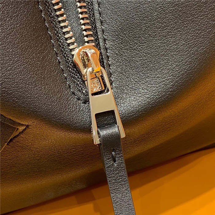 Loewe 로에베 신상 해먹백 L108990-5
