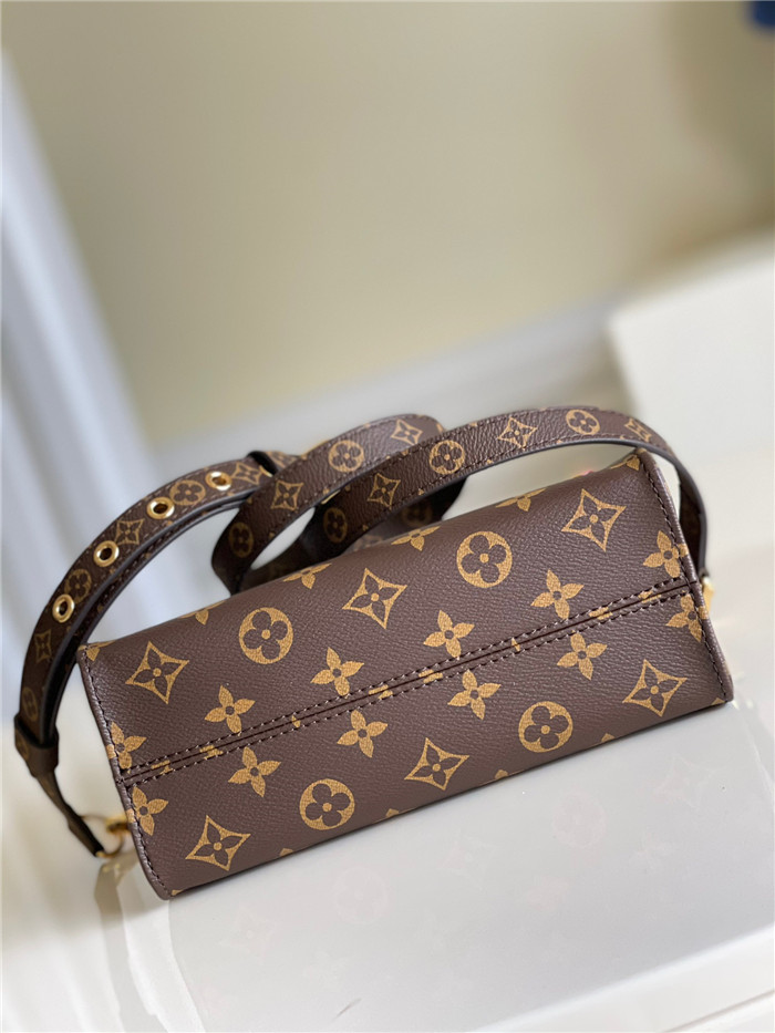  LOUIS VUITTON 루이비통 삭 플라 숄더백 M45847