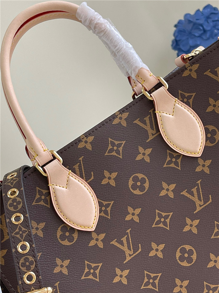 LOUIS VUITTON 루이비통 쁘띠 삭 플라 숄더백 M4584