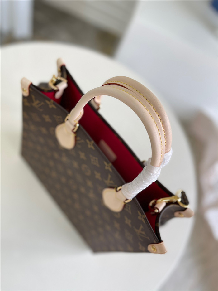 LOUIS VUITTON 루이비통 쁘띠 삭 플라 숄더백 M4584