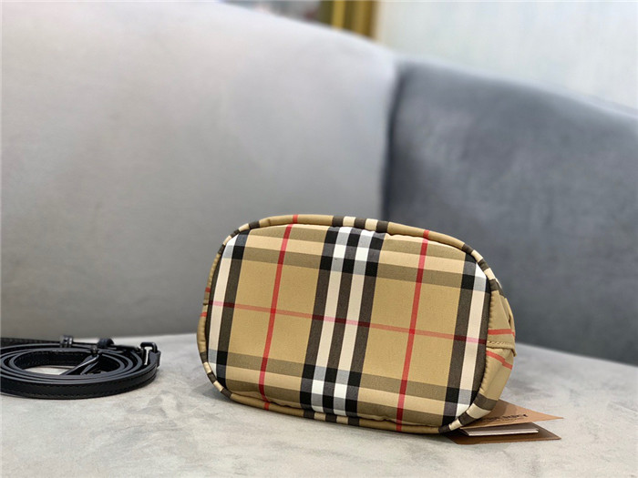  Burberry 버버리 버킷백 B61511