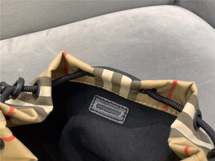  Burberry 버버리 버킷백 B61511