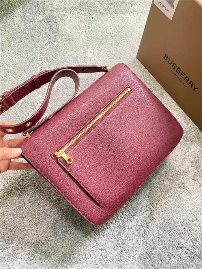 Burberry 버버리 TB 로고 앨리스 숄더백 B17911