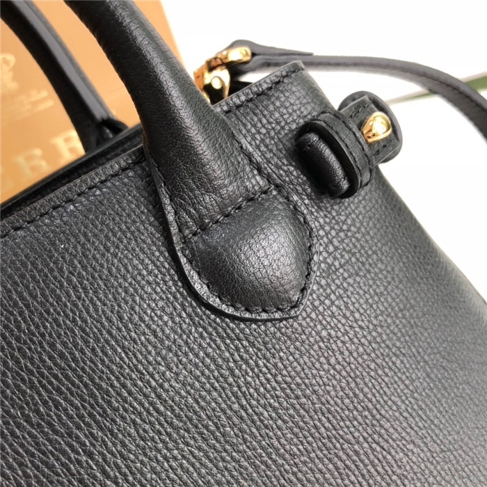 Burberry 버버리 미니 배너백 B7121