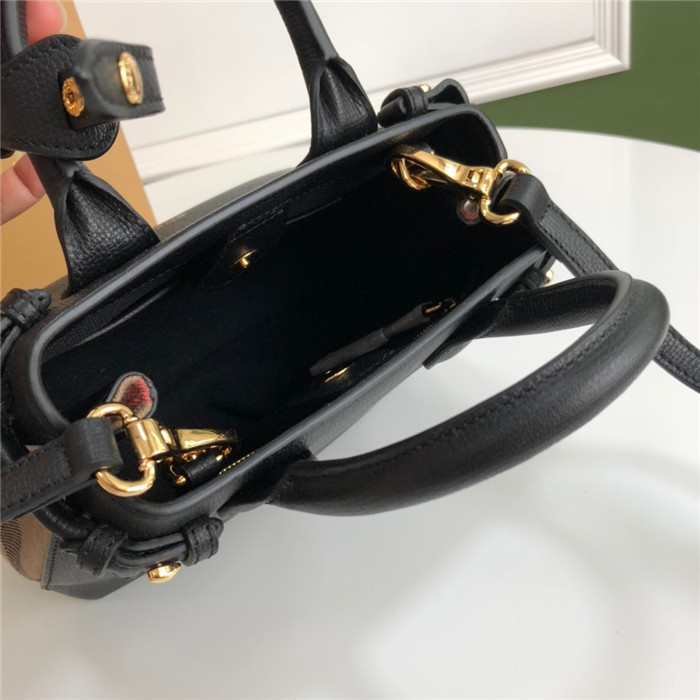Burberry 버버리 미니 배너백 B7121