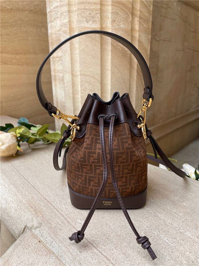 Fendi 펜디 몬트레조 미니 버킷백 F64010