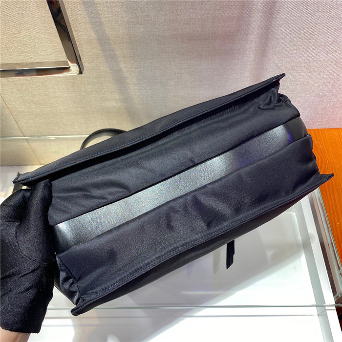 PRADA 프라다 나일론 토트백 1BC318