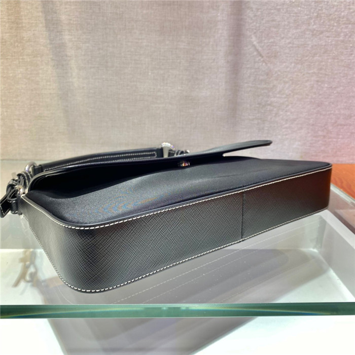PRADA 프라다 나일론 토트&숄더백 1BD677
