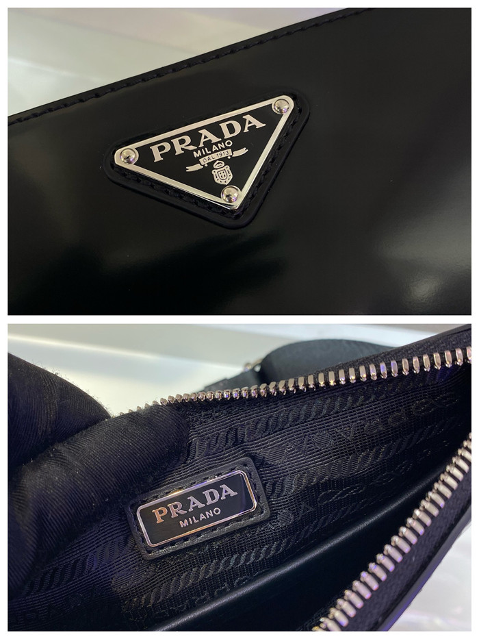 PRADA  프라다 브러시드 가죽 숄더백 2VH129