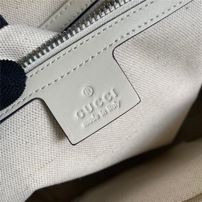 GUCCI 구찌 GG 엠보스 백팩 658579