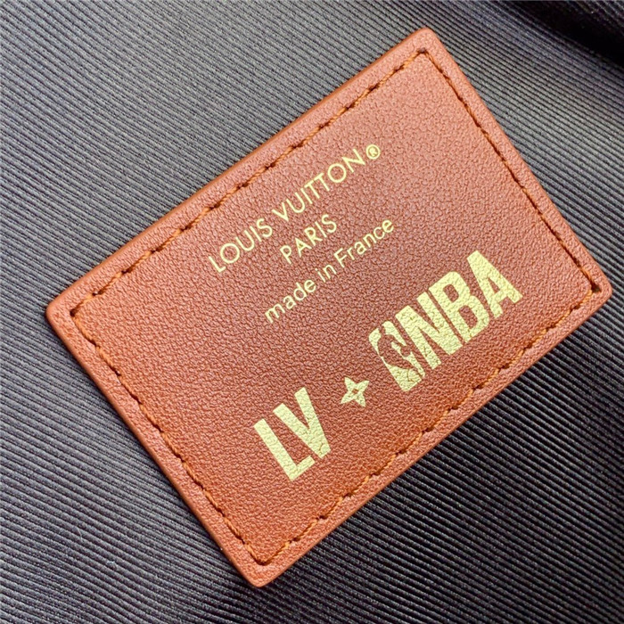LOUIS VUITTON  루이비통 핸들 트렁크 숄더백 M45785