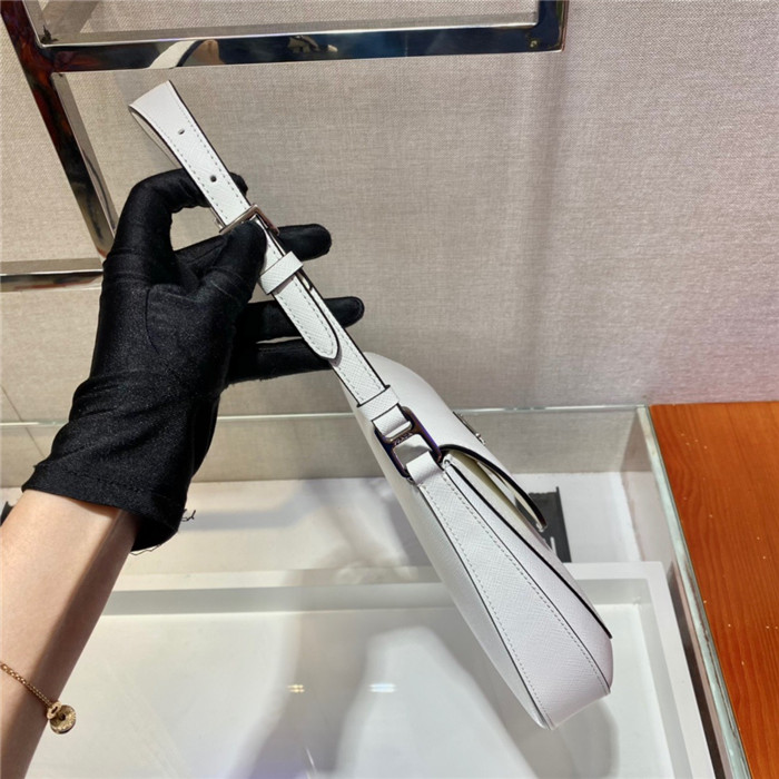PRADA 프라다 클레오백 1BD303