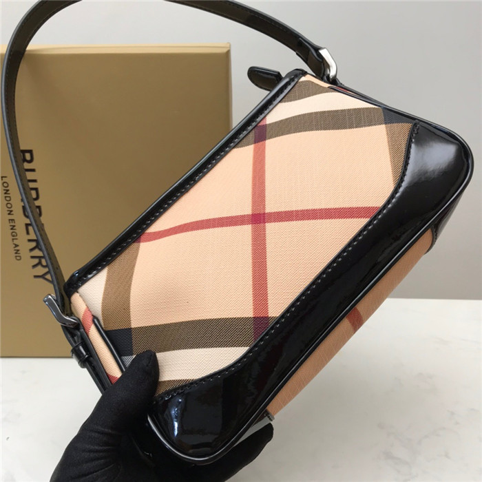 Burberry 버버리 토트&숄더백 B64001