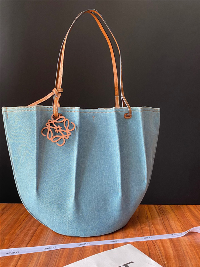 Loewe  로에베 쉘 토트백 L69450