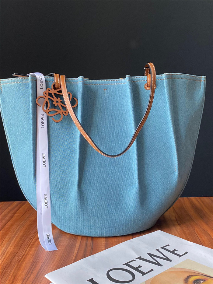 Loewe  로에베 쉘 토트백 L69450