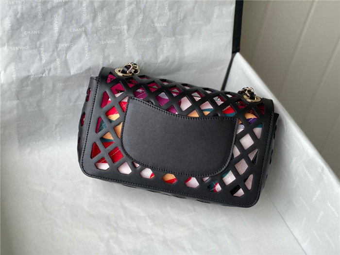 CHANEL 샤넬 카프스킨 플랩백 메탈 AS2370