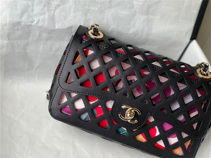 CHANEL 샤넬 카프스킨 플랩백 메탈 AS2370