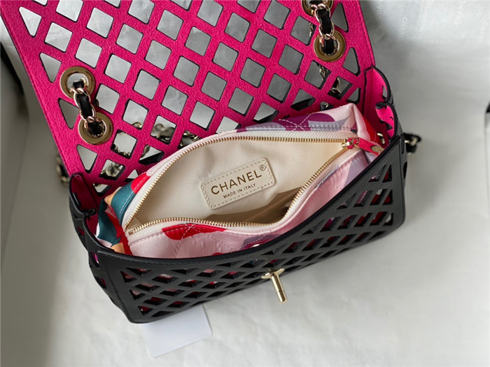 CHANEL 샤넬 카프스킨 플랩백 메탈 AS2370