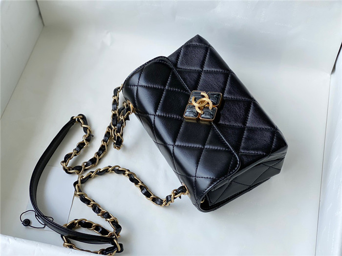 CHANEL 샤넬 램스킨 퀼팅  핸드백