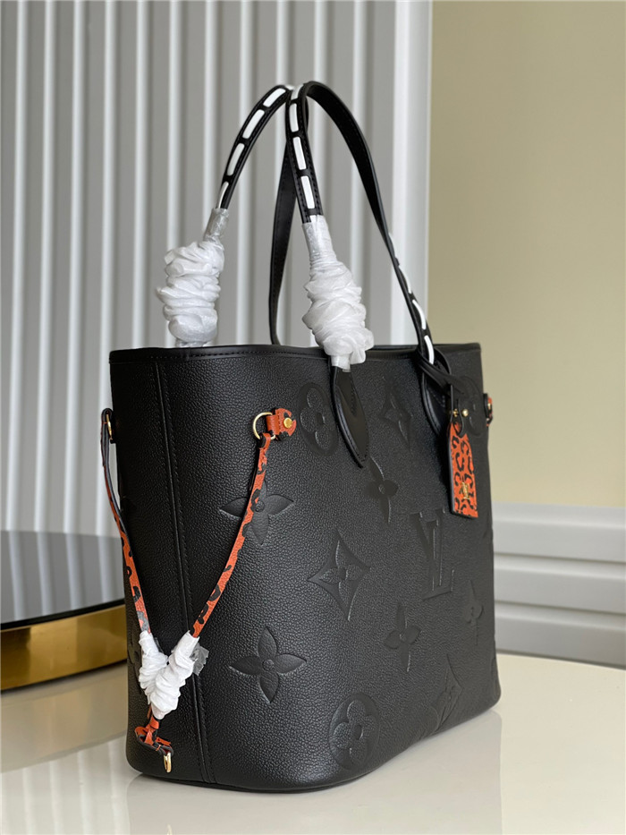  LOUIS VUITTON  루이비통 앙프렝뜨 투르텔 네버풀 MM M45686