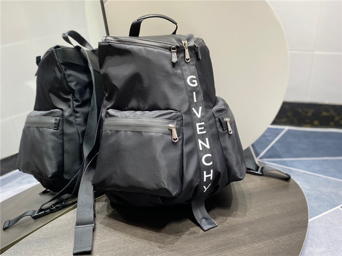GIVENCHY 지방시 백팩 G90880