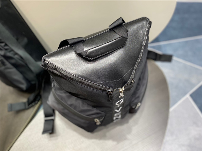 GIVENCHY 지방시 백팩 G90880