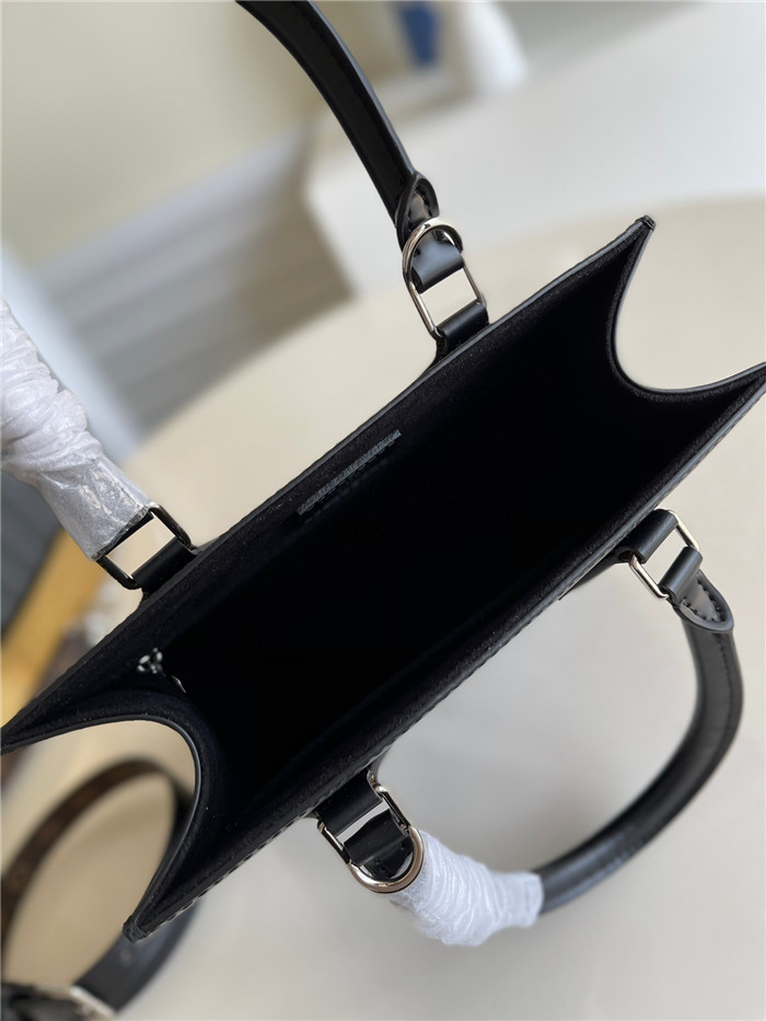 LOUIS VUITTON 루이비통 쁘띠 삭 플라 M58600