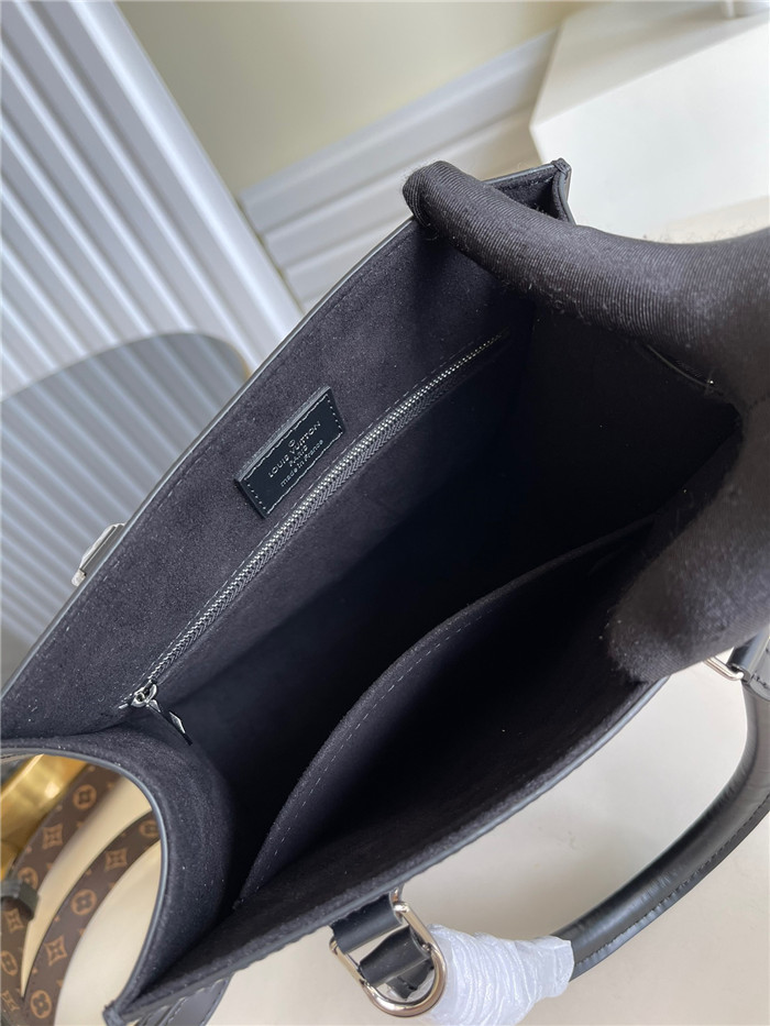 LOUIS VUITTON 루이비통 쁘띠 삭 플라 M58600