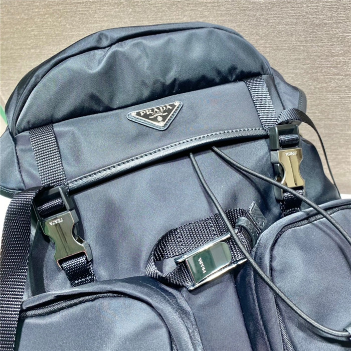  PRADA 프라다 더팩토리 삼각 로고 나일론 백팩 2VZ019