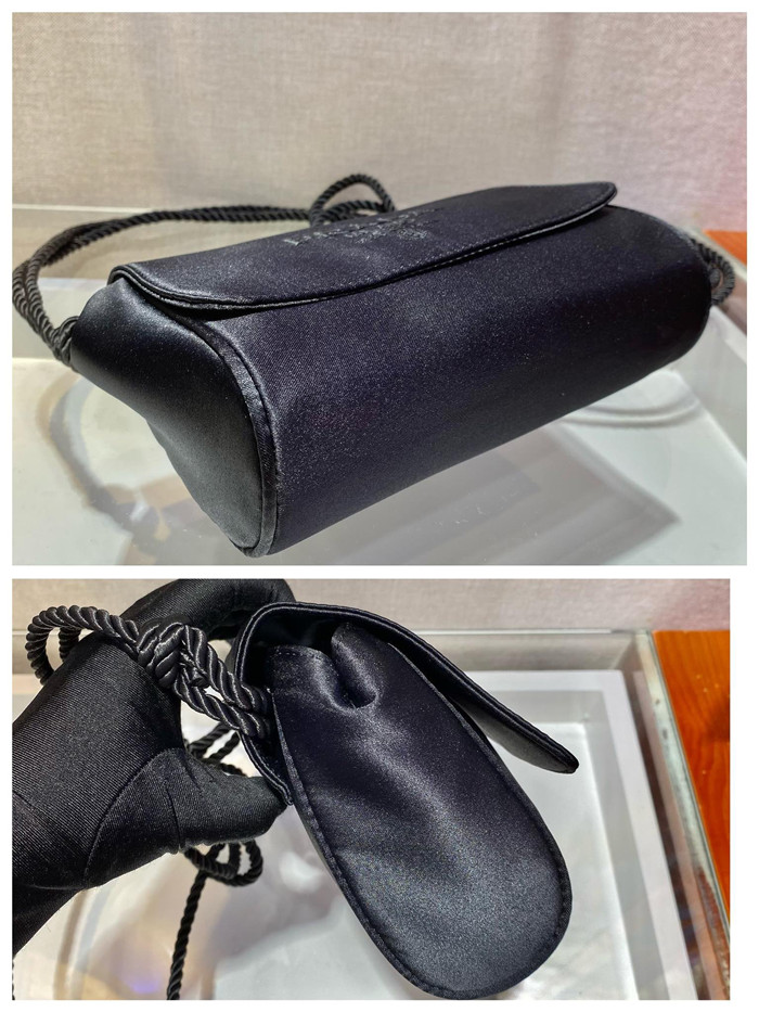 PRADA  프라다 나일론 크로스백 1BD666