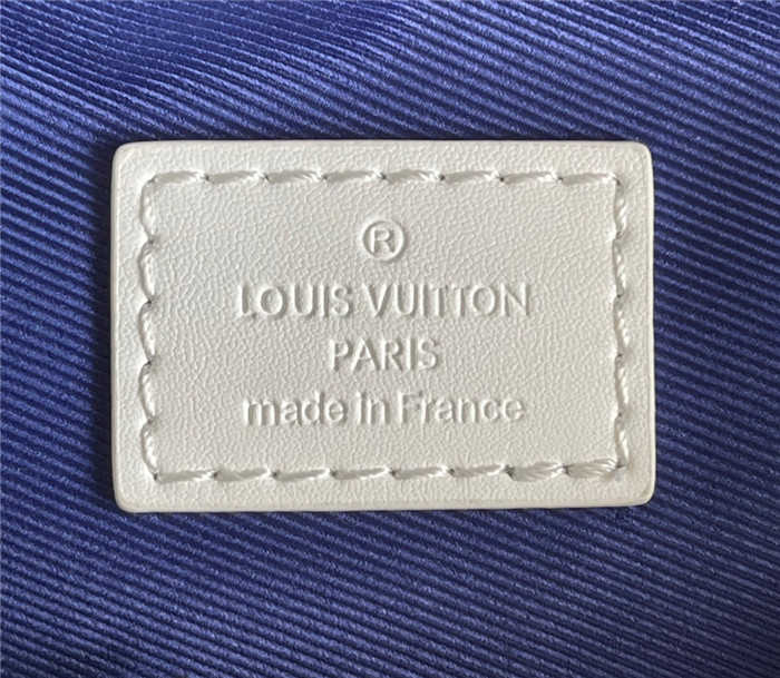 LOUIS VUITTON 루이비통 디스커버리 범백 PM M45759