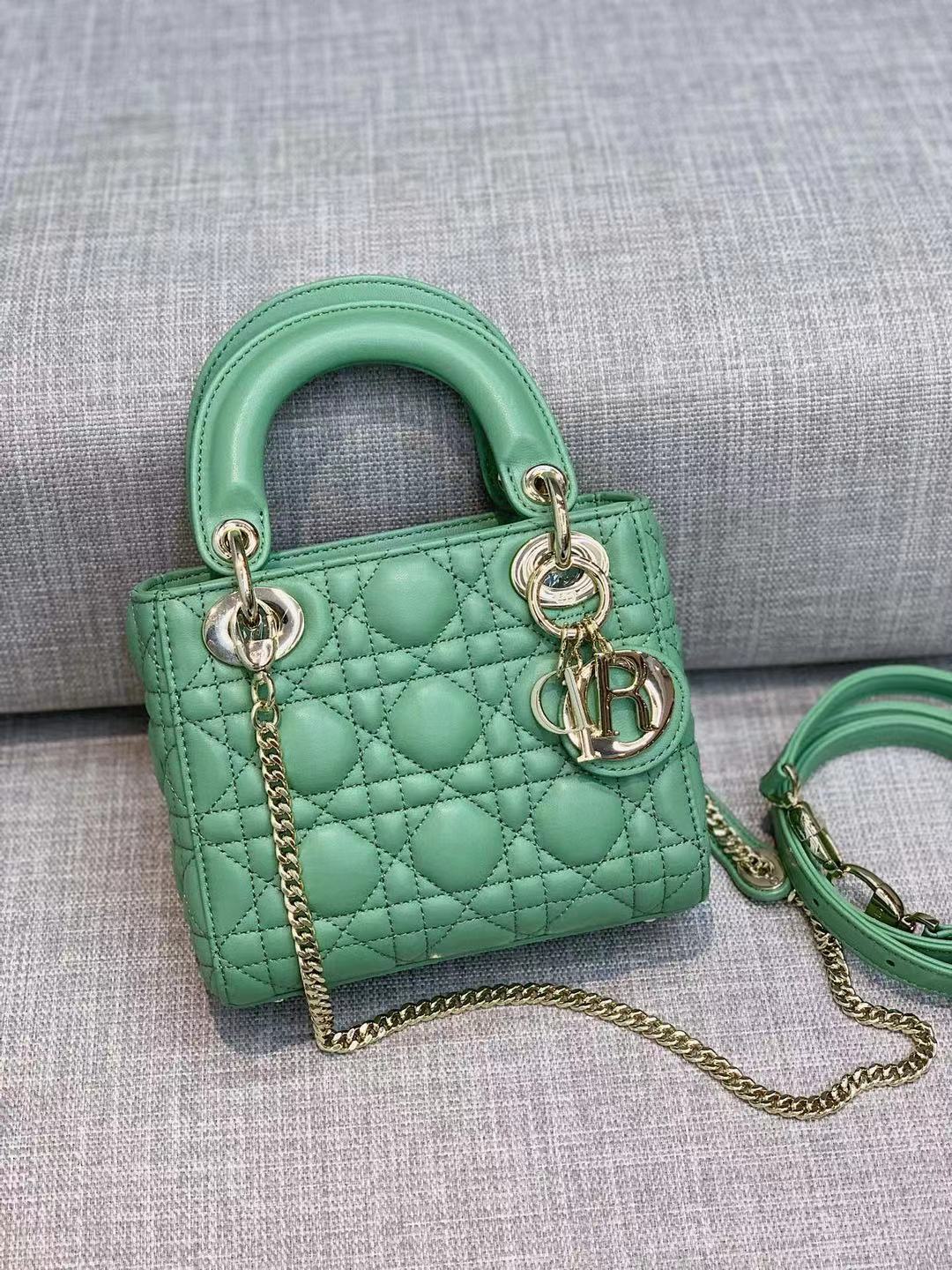 Dior 디올 레이디백 미니어처 마이크로백 D60880